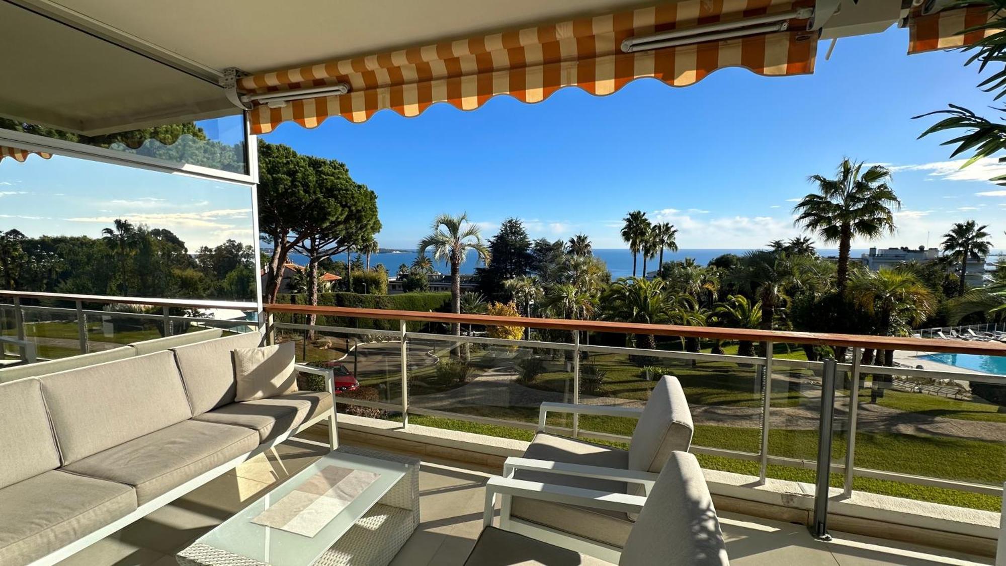 Appartement 2 Chambres Vue Mer Panoramique, Proche Croisette Cannes Vallauris Exterior foto